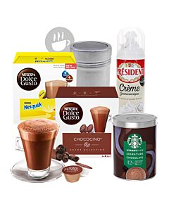 Un paquete de chocolate caliente para Dolce Gusto con crema batida y un kit de decoración de arte latte.